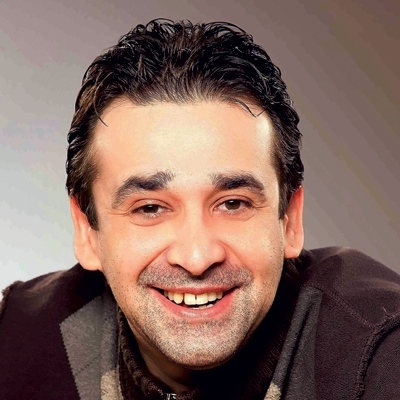 كريم عبد العزيز يبحث عن طبيب نفسي