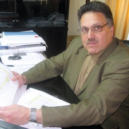 وزير الدولة الفلسطيني لشؤون الجدار ماهر غنيم...