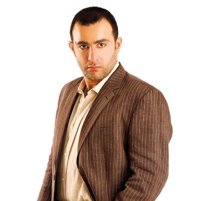 أحمد السقا يستعين بطائرات حربية وقوات خاصة!