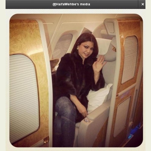 من يريد الظهور في كليب هيفاء وهبي؟