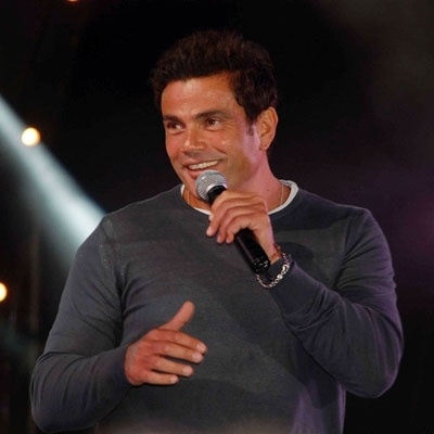 مفاجأة عمرو دياب