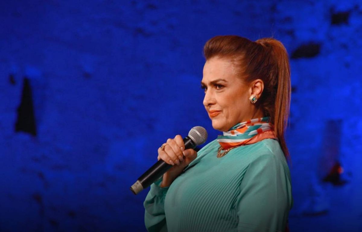 بالصور والفيديو - سيمون تكشف في 