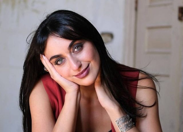 بعد نجاح حفلها في مهرجان القلعة... فايا يونان: 