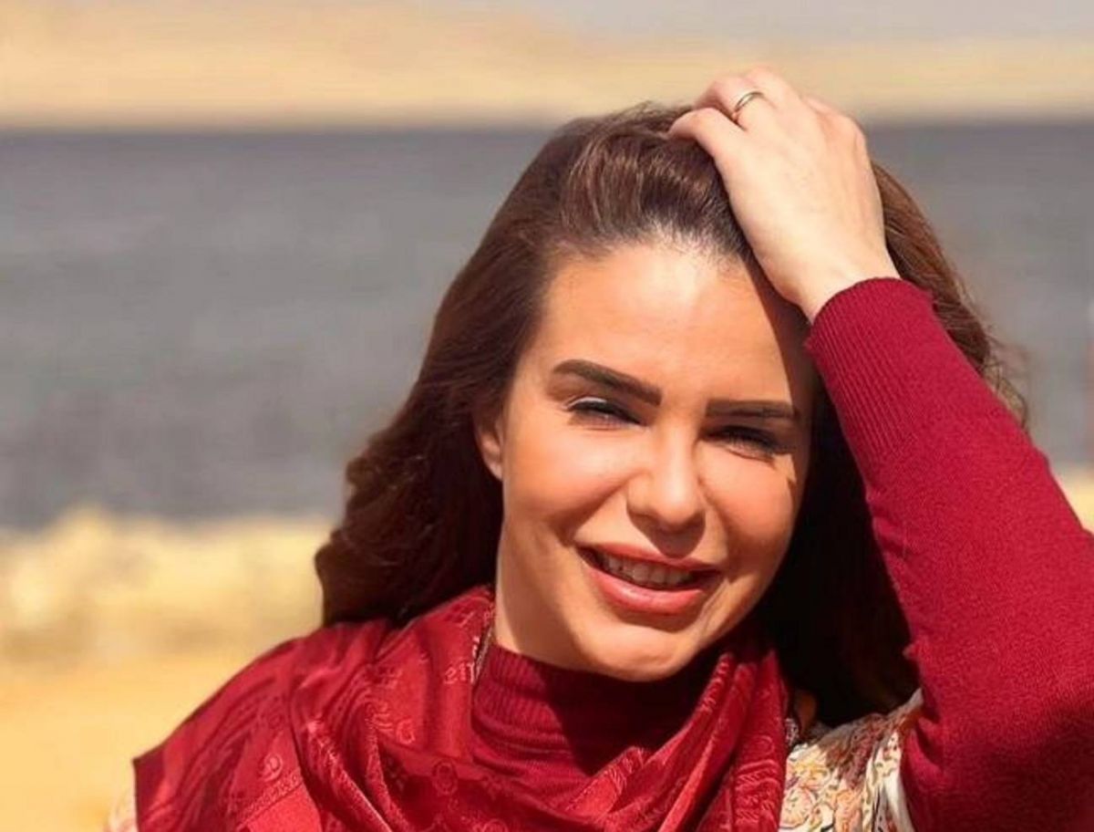 إصابة دنيا عبد العزيز بكسر في قدمها... إليكم التفاصيل