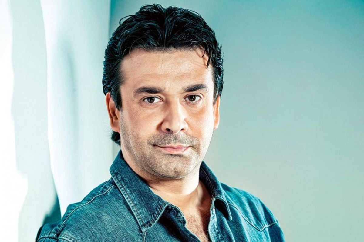 كريم عبد العزيز يكشف عن تعاونه مع منى زكي بعد غياب 14 عاماً