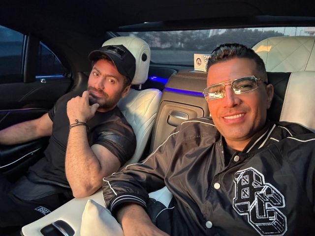 بالفيديو - مدير أعمال تامر حسني ينجو من الموت ويروي ما حصل معه