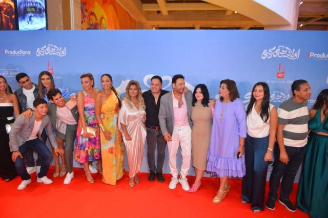 بالصور – مصطفى قمر ونجوم 