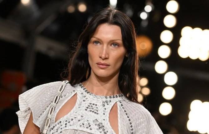 الحرب تندلع بين بيلا حديد ووزير إسرائيلي