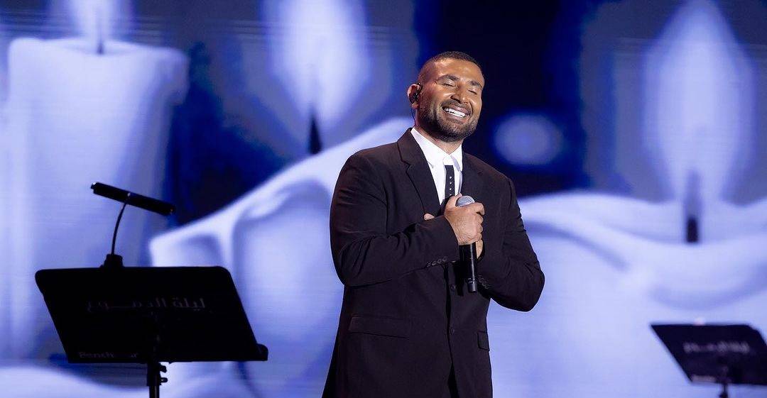 أحمد سعد يواصل تجاهل أزمة طلاقه بهذه الطريقة