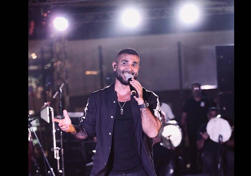 بعد أزمة انفصاله والهجوم عليه... أحمد سعد يحاول إرضاء الجمهور بهذه الطريقة