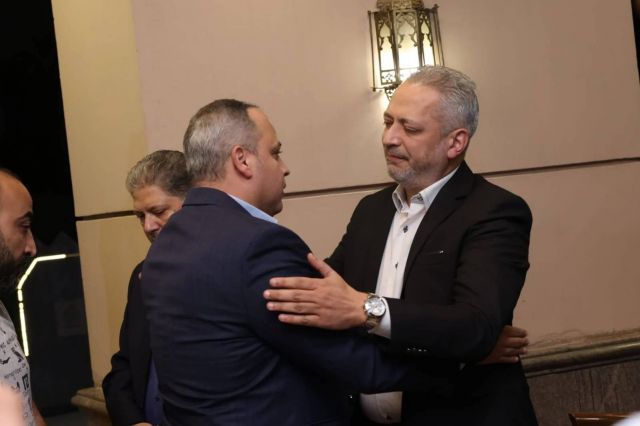 تامر عبد المنعم يعزي تامر أمين