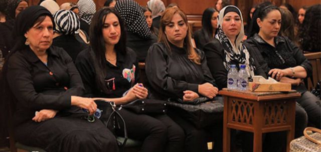 وفاء مكي في عزاء والدة تامر أمين