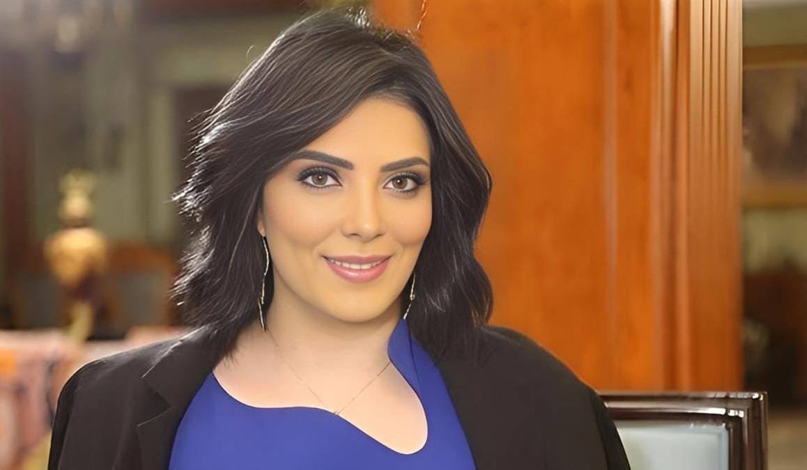 بالفيديو - حورية فرغلي تتعرض لموقف محرج في حفل مسابقة ملكة جمال مصر