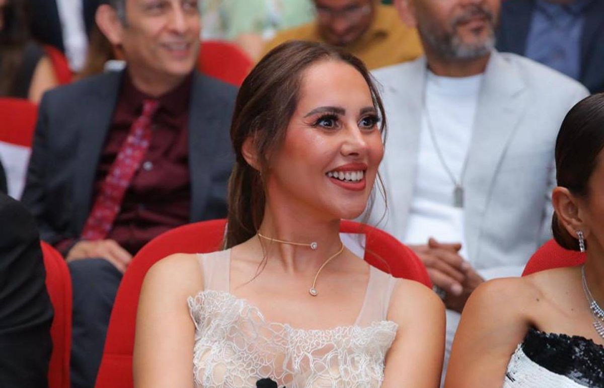 بالفيديو - ياسمين رئيس تتجاهل منتقدي تغريدتها عن فنان مجهول بهذه الطريقة