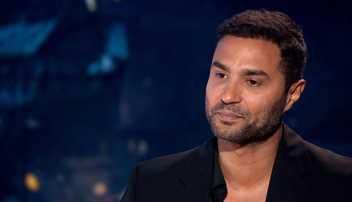 كريم فهمي يعلّق على أزمة تفسير منشوراته