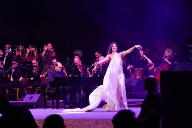 بالصور - هبة طوجي تقدم إستعراضاً ساحراً في الأردن