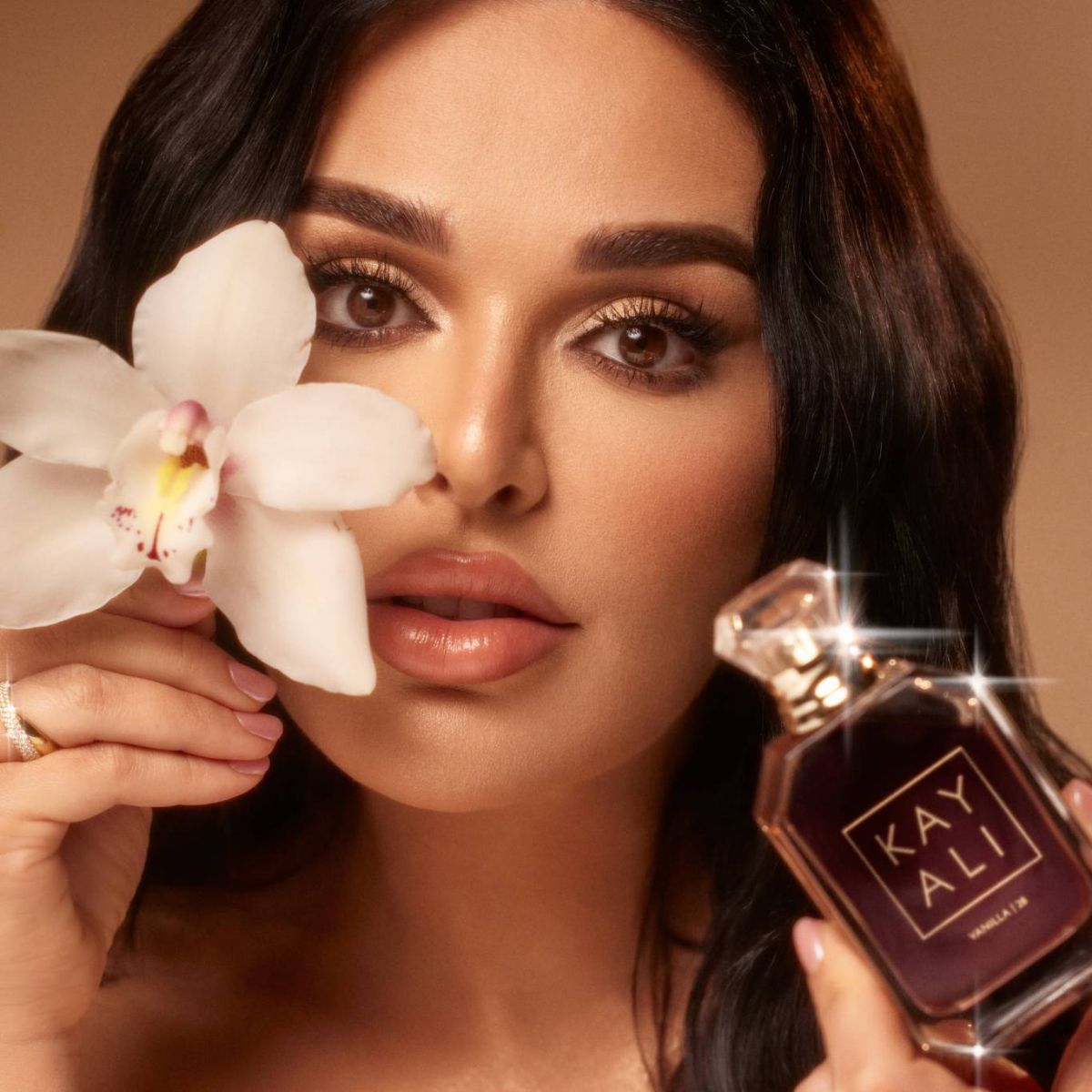 KAYALI Vanilla | 28: عطر مركّز ينبض بنفحات الفانيليا