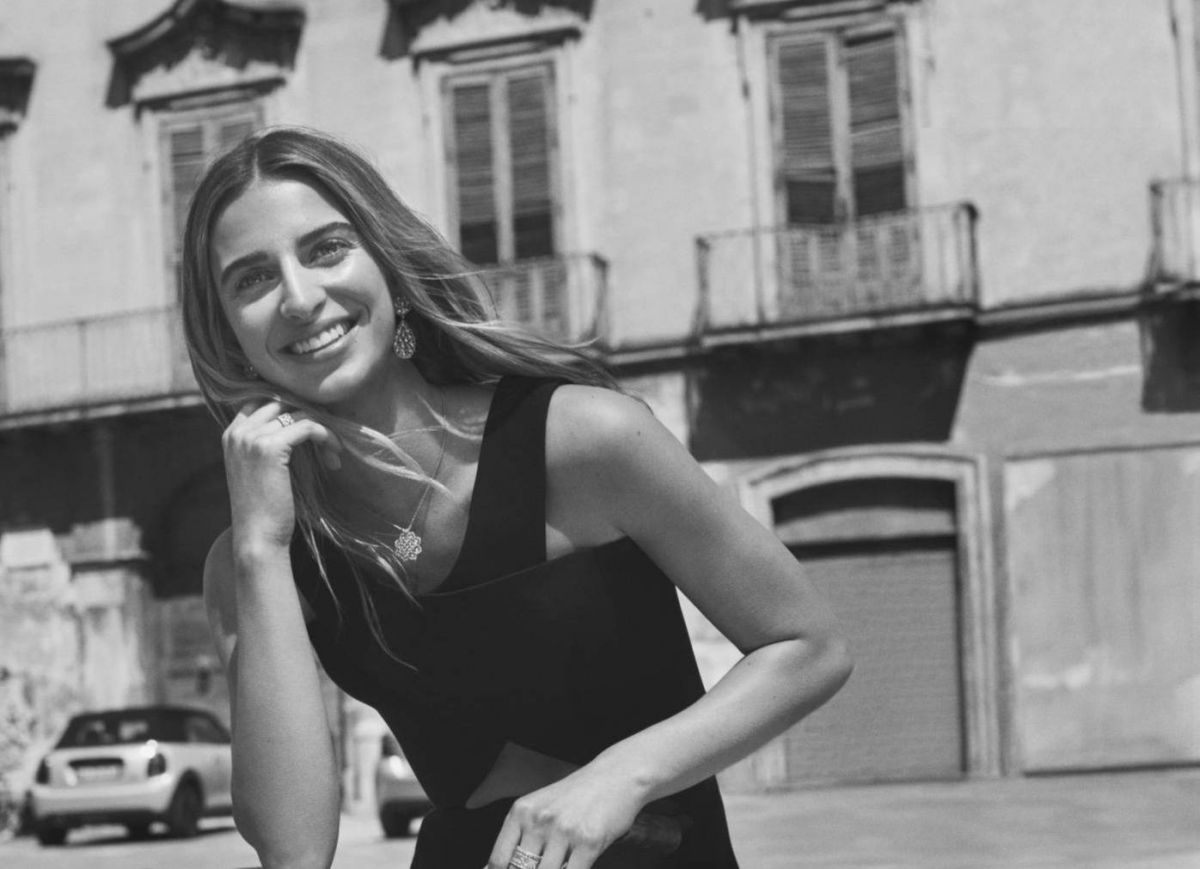 تاليتا فون فورستنبرغ الوجه الرائد لحملة BUCCELLATI الإعلانية الجديدة