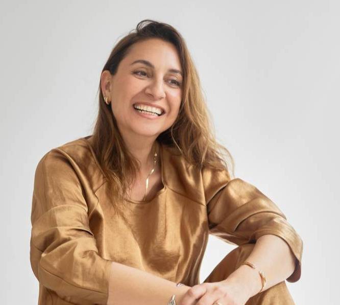 الصنادل تستلهم الأناقة من الحضارة اليونانية القديمة