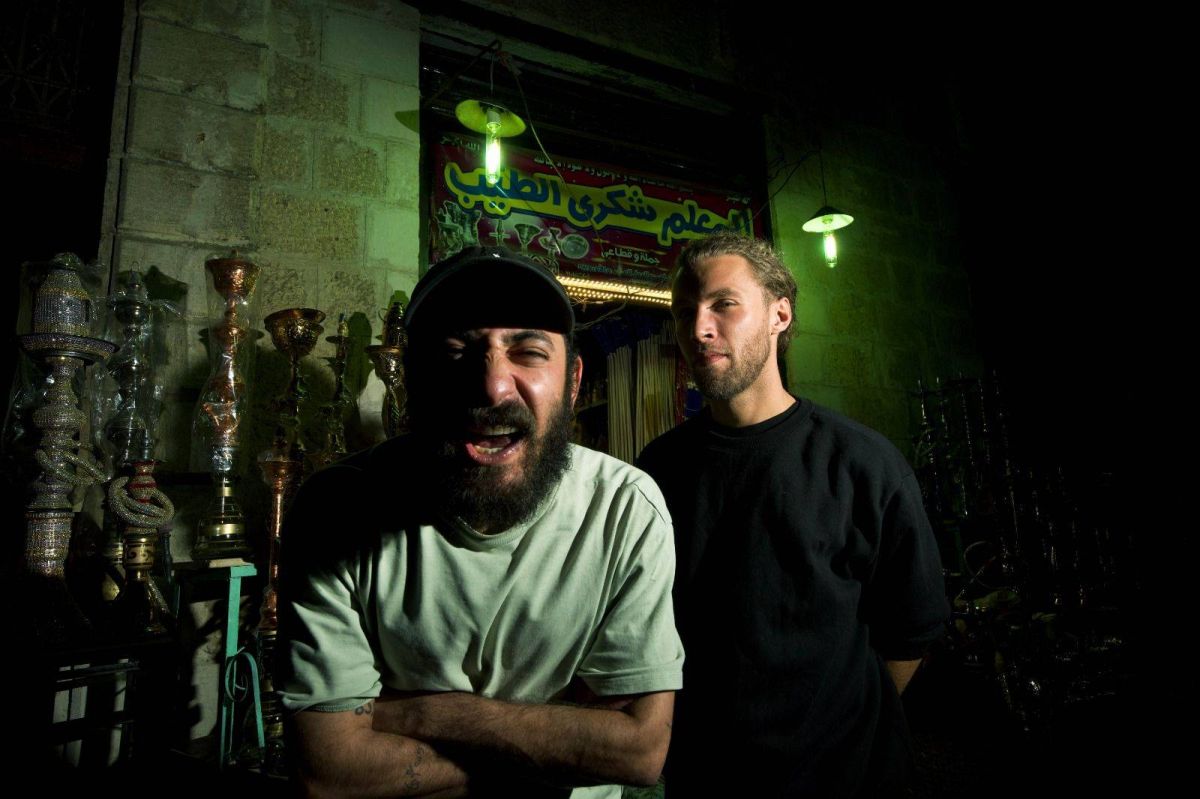 بكليب ولعبة فيديو حقيقية... فرقة 