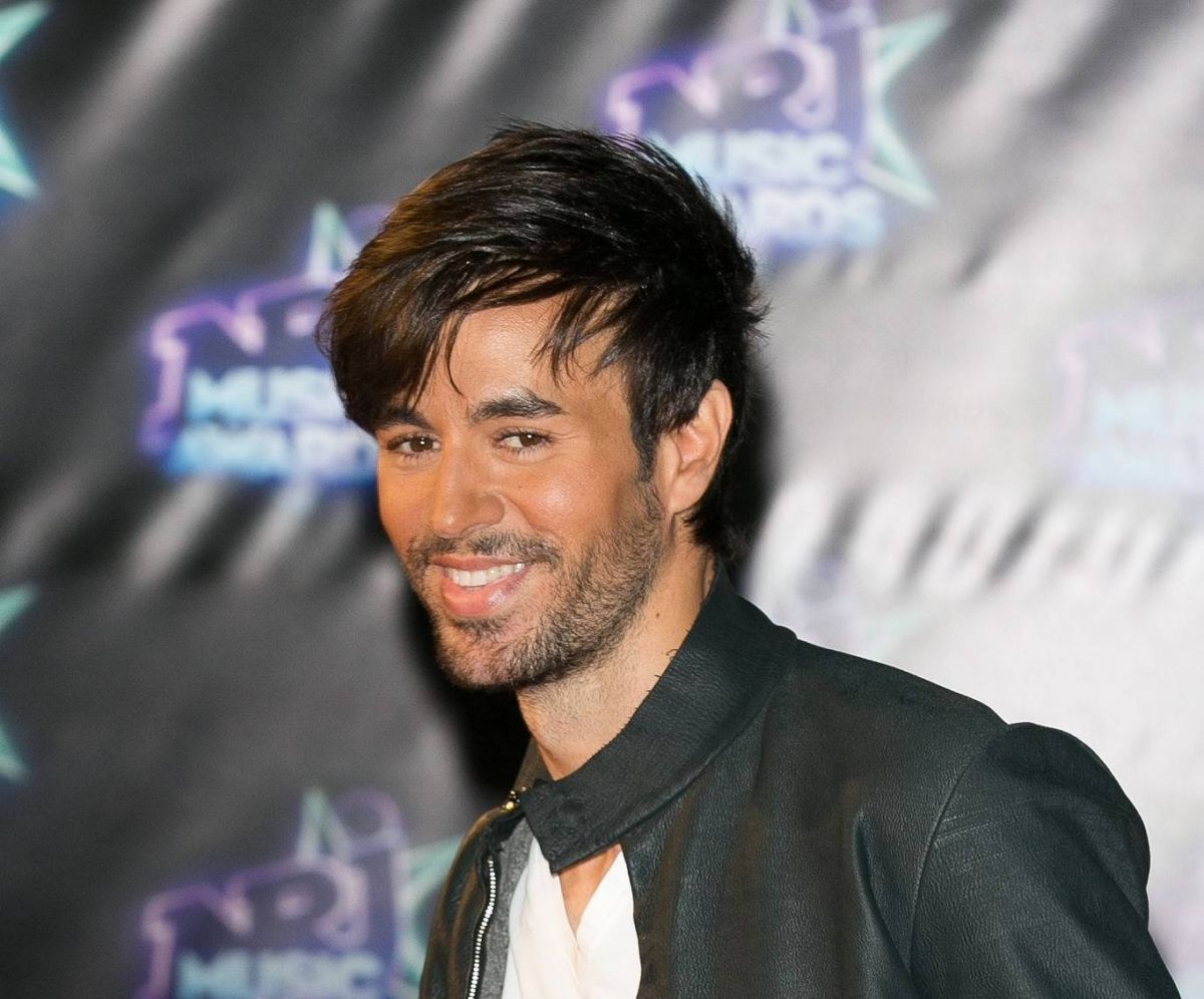 الكشف عن مرض إنريكي إغليسياس النادر الذي يسبّب له التعب