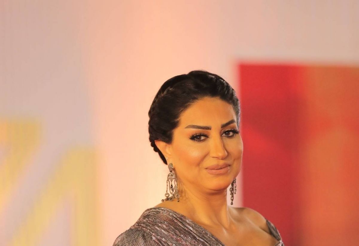 وفاء عامر ترفض تقييم الفنانين وفق الأجور