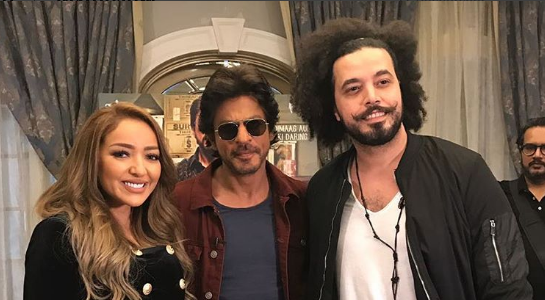 بالفيديو - شاروخان يضيء برج خليفة مجدّداً... وعبد الفتاح الجريني يرقص مع زوجته على المسرح