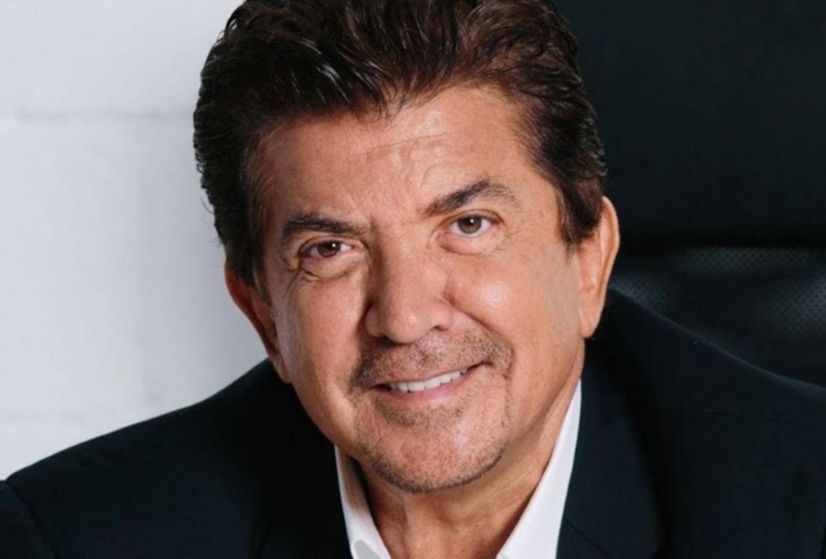 وليد توفيق: 