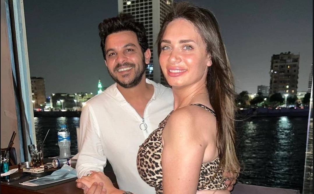 أخبار عن انفصال محمد رشاد عن خطيبته... وهذا ردّ فعله