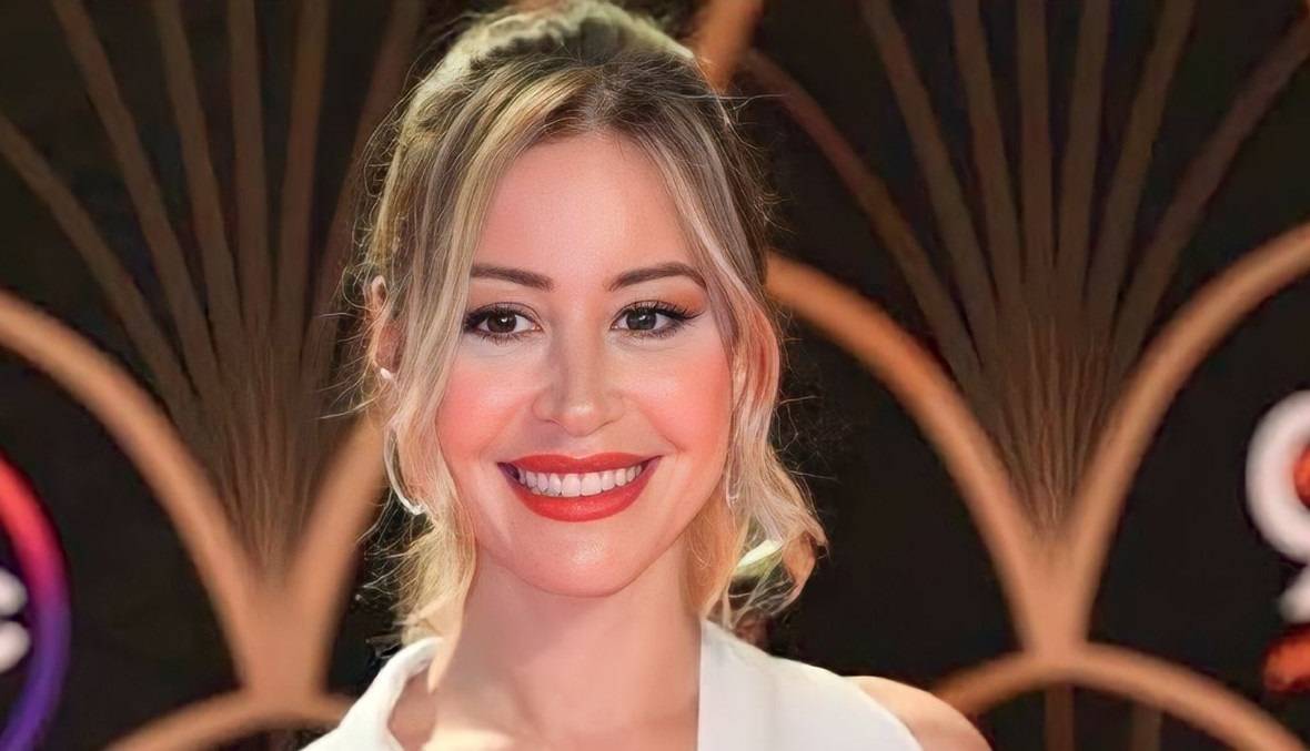 بالفيديو - منة شلبي تخوض تجربة المسرح للمرة الأولى مع 