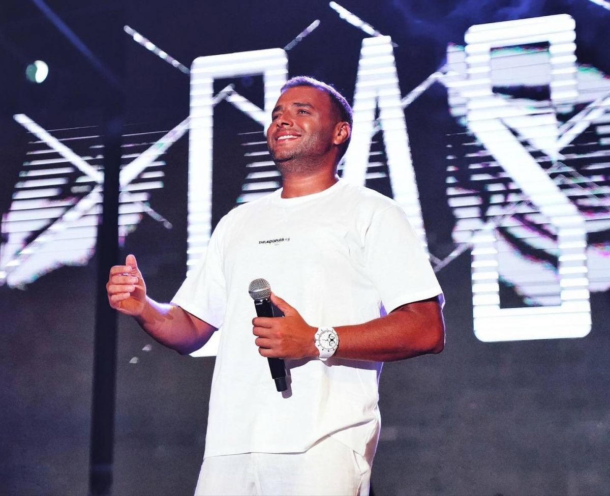 رامي صبري يعلن الأسباب الحقيقية لإلغاء حفله في الإسكندرية