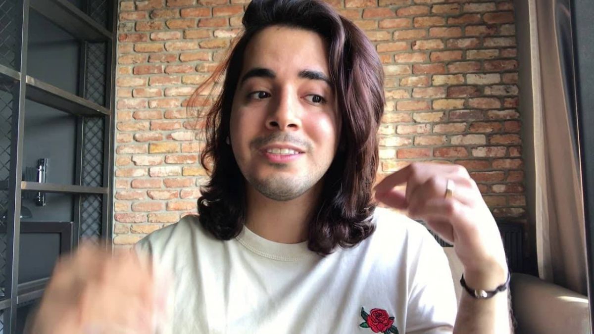 بدر خلف يعلن 