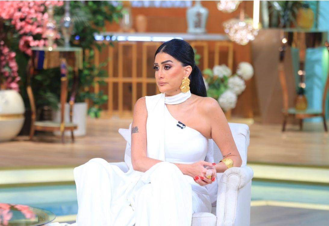 بالفيديو - غادة عبد الرازق تكشف سبب بكائها على الهواء وتفجّر مفاجأة عن مسلسلها الأخير