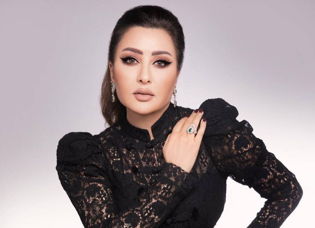 لطيفة تكشف لـ