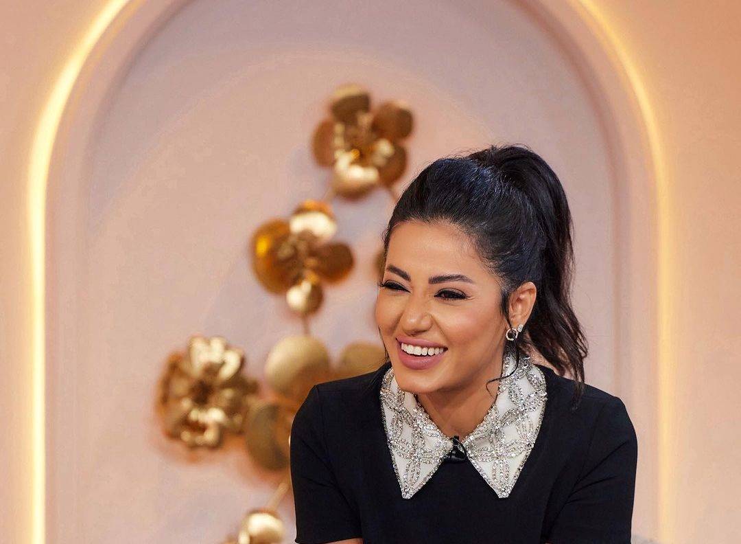 رحمة رياض تكشف عن معنى الوشم على ذراعها