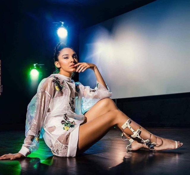 تأجيل أول بطولة مطلقة لسلمى أبو ضيف