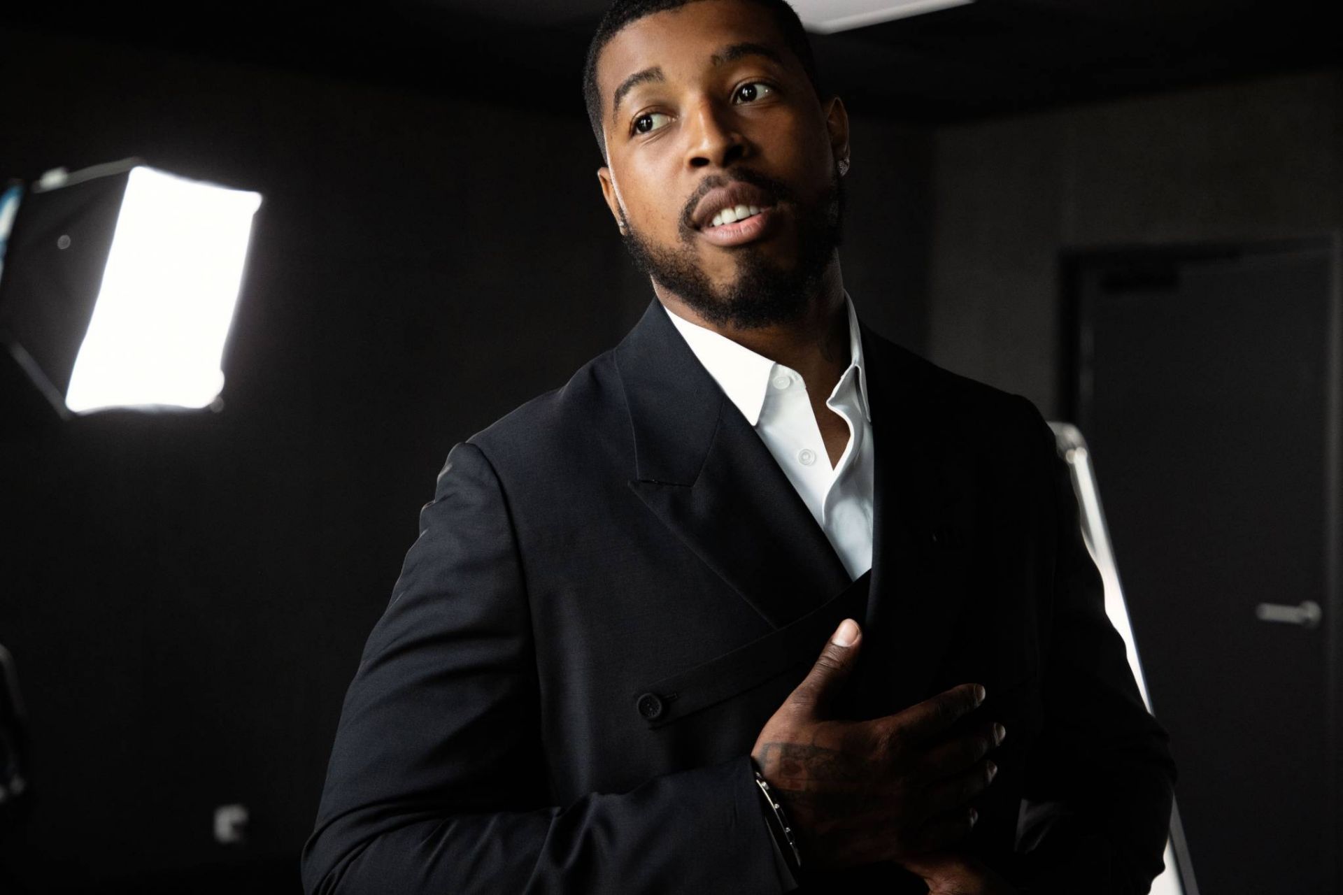 DIOR MEN AND PARIS SAINT GERMAIN - FITTINGS BY ALFREDO PIOLA - PRESNEL KIMPEMBE DIOR MEN AND PARIS SAINT GERMAIN - FITTINGS BY ALFREDO PIOLA - PRESNEL KIMPEMBE