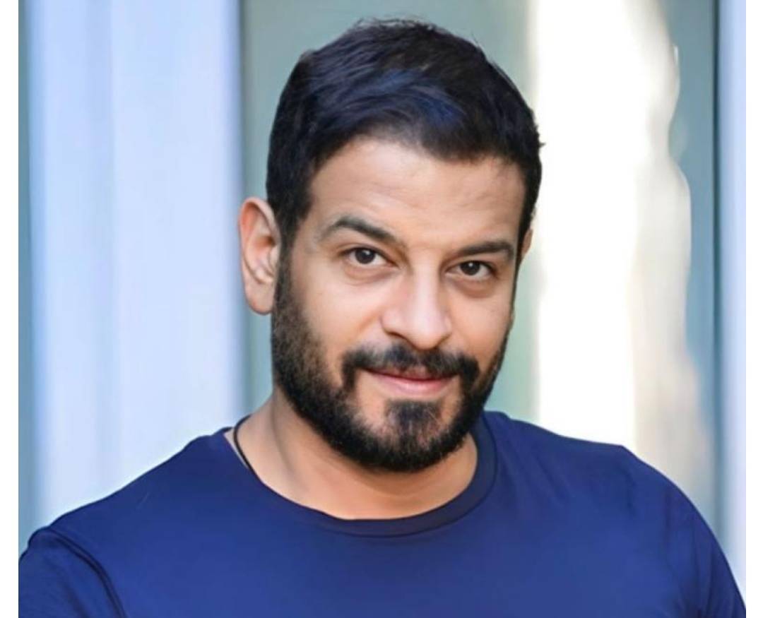 رحيل الفنان أشرف مصيلحي بعد صراع مع المرض