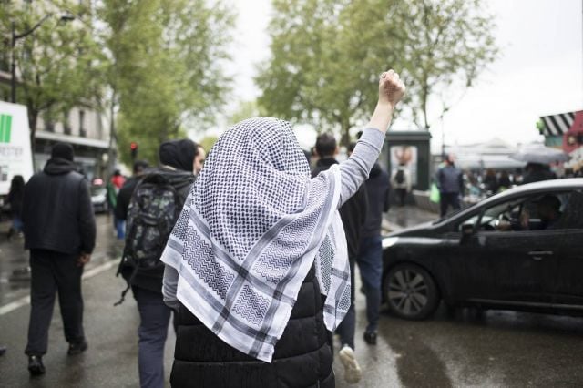 مقتل فنانة فلسطينية وعائلتها في القصف على غزّة