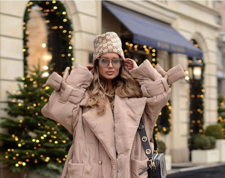 بالصور - تألّقي بالمعاطف الطويلة هذا الشتاء ونسّقيها من وحي النجمات