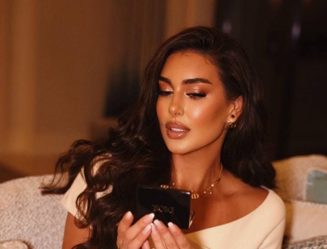 بالفيديو - ياسمين صبري تشارك في جمع التبرعات لأهالي غزة