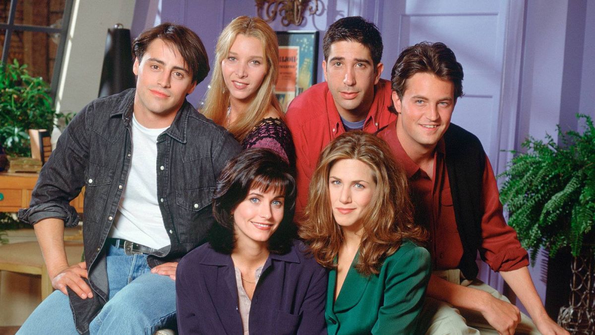 وفاة نجم مسلسل Friends غرقاً في منزله!