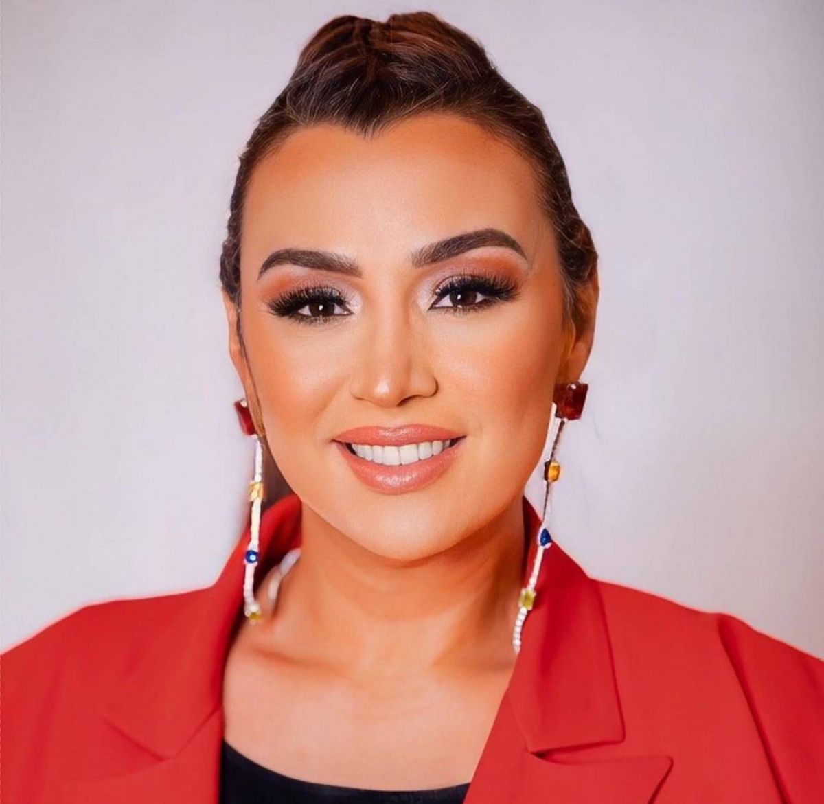 صفاء جلال تروّج لمسلسل 