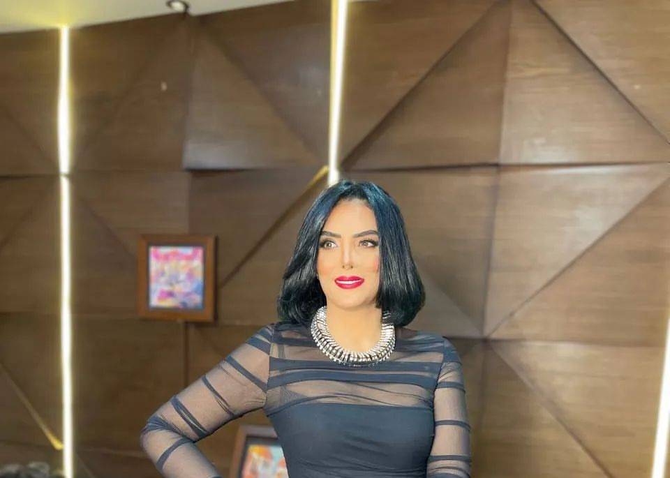 رسالة غامضة من حورية فرغلي والجمهور يتفاعل معها