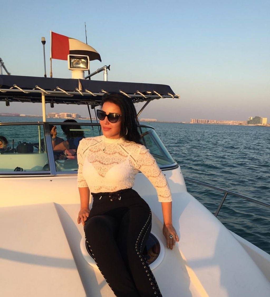 سمية الخشاب تتضامن مع أهالي غزة بهذه الطريقة