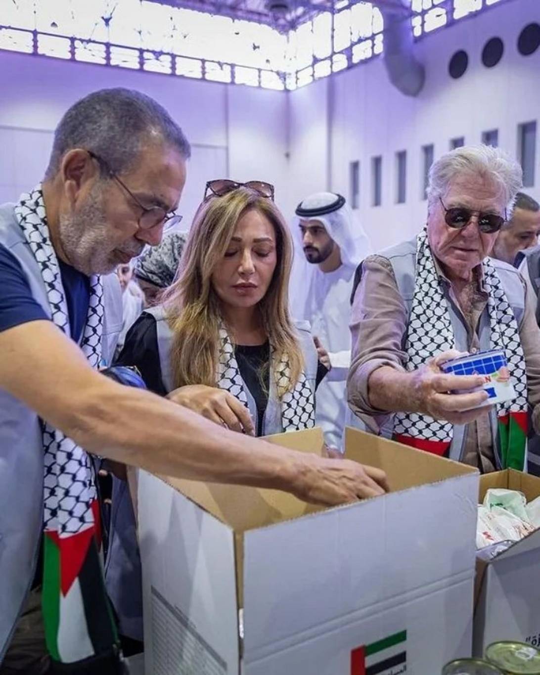 حسين فهمي وليلى علوي ومدحت العدل