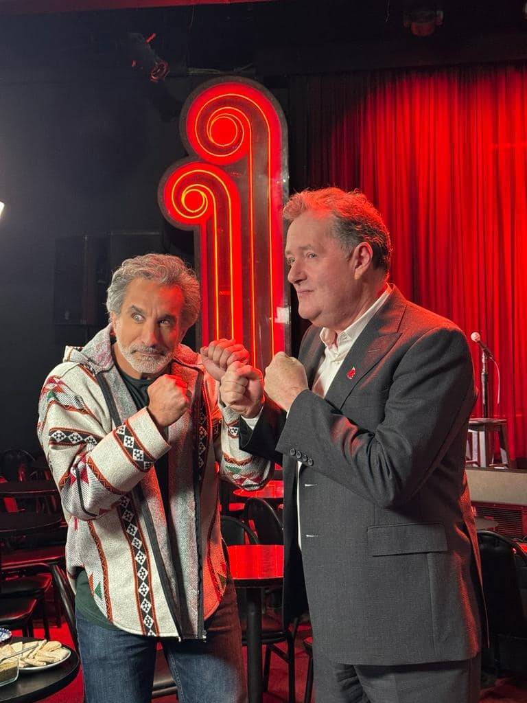 باسم يوسف يردّ على جدل إطلالته مع بيرس مورغان