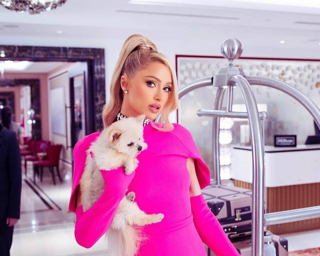 بالفيديو - إحتفلي بميلاد صديقتك بطريقة باريس هيلتون... هل تجرأين؟