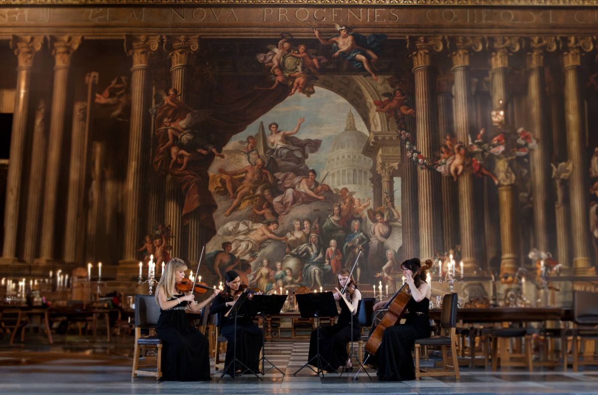 جزيرة فيلا الخاصة في المالديف تستعد للاحتفال بالذكرى السنوية العاشرة لتأسيسها