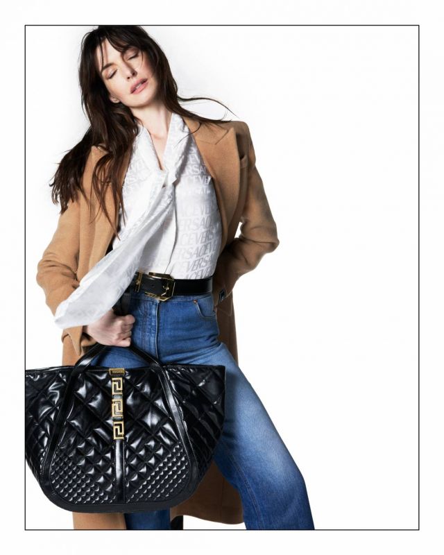 Versace Icons Anne Hathaway Versace Icons Anne Hathaway